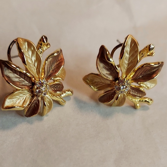 Enamel & Crystals Flower Goldtone Clip On Earrings + Gift Bag - Picture 2 of 4